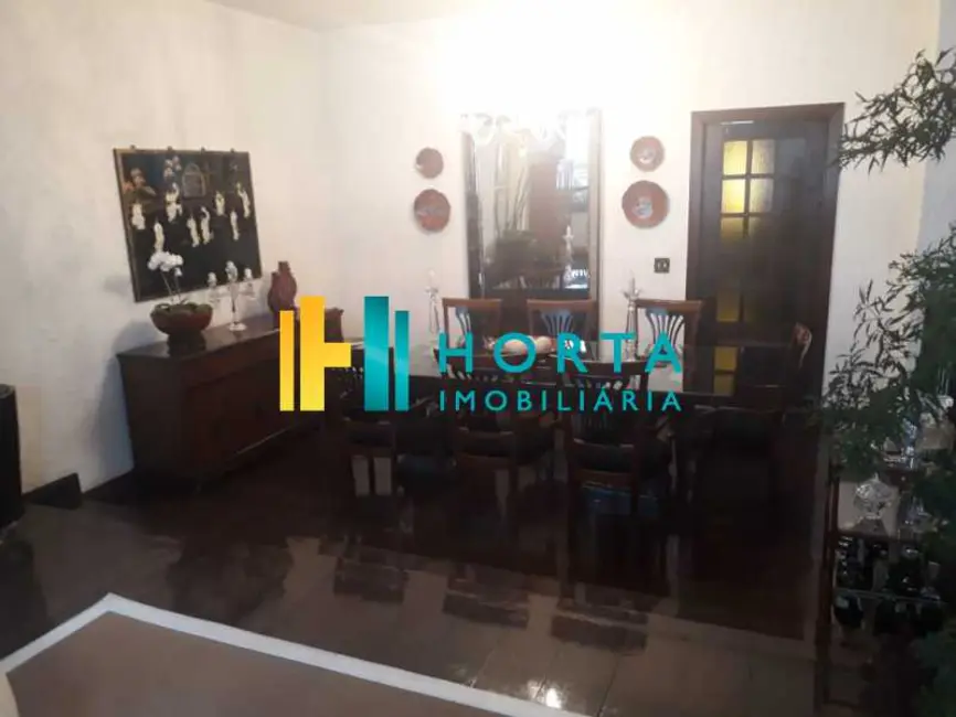 Foto 8 de Apartamento com 4 quartos à venda, 220m2 em Rio De Janeiro - RJ