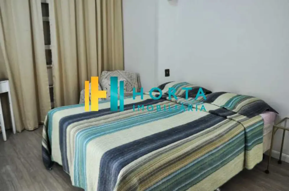 Foto 6 de Apartamento com 4 quartos à venda, 240m2 em Rio De Janeiro - RJ