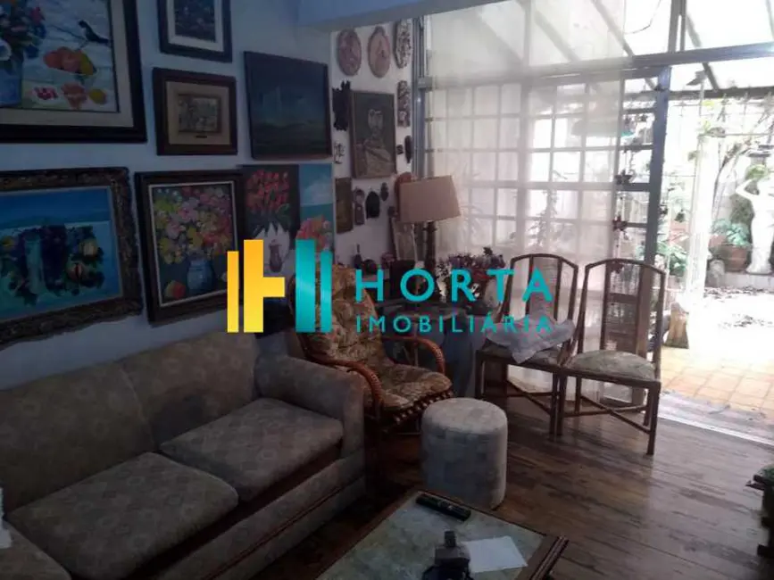 Foto 2 de Apartamento com 4 quartos à venda, 120m2 em Rio De Janeiro - RJ