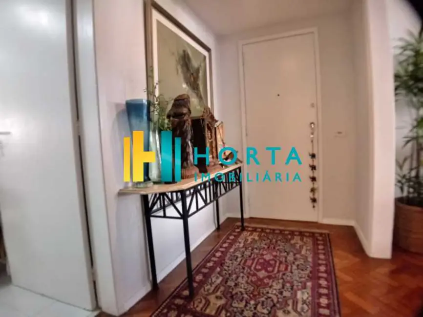 Foto 7 de Apartamento com 4 quartos à venda, 140m2 em Rio De Janeiro - RJ