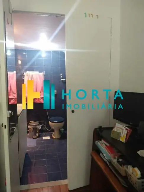 Apartamento com 4 quartos à venda, 244m2 em Rio De Janeiro - RJ - imagem 9 Foto 9 de Apartamento com 4 quartos à venda, 244m2 em Rio De Janeiro - RJ