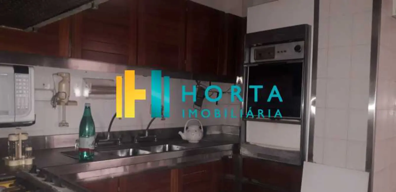 Apartamento com 4 quartos à venda, 140m2 em Rio De Janeiro - RJ - imagem 7 Foto 7 de Apartamento com 4 quartos à venda, 140m2 em Rio De Janeiro - RJ