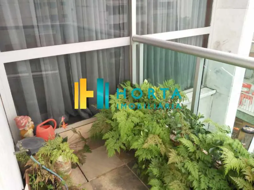 Foto 5 de Apartamento com 4 quartos à venda, 240m2 em Rio De Janeiro - RJ