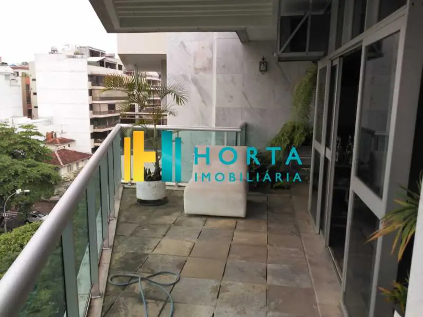 Foto 1 de Apartamento com 4 quartos à venda, 240m2 em Rio De Janeiro - RJ