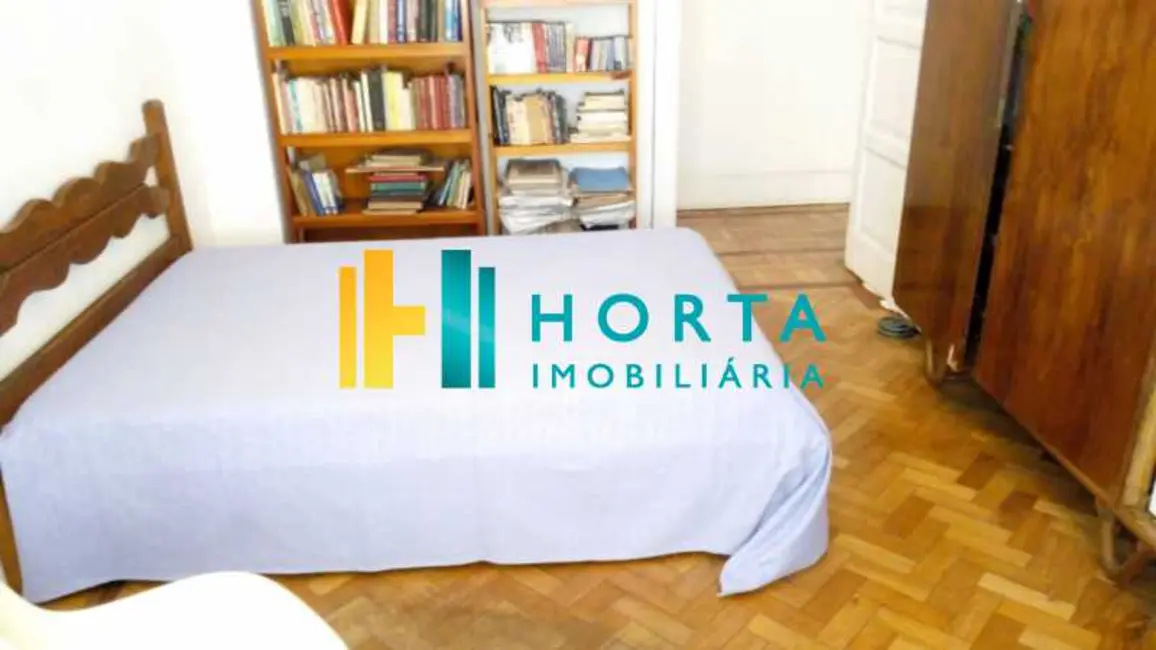 Foto 4 de Apartamento com 4 quartos à venda, 150m2 em Rio De Janeiro - RJ