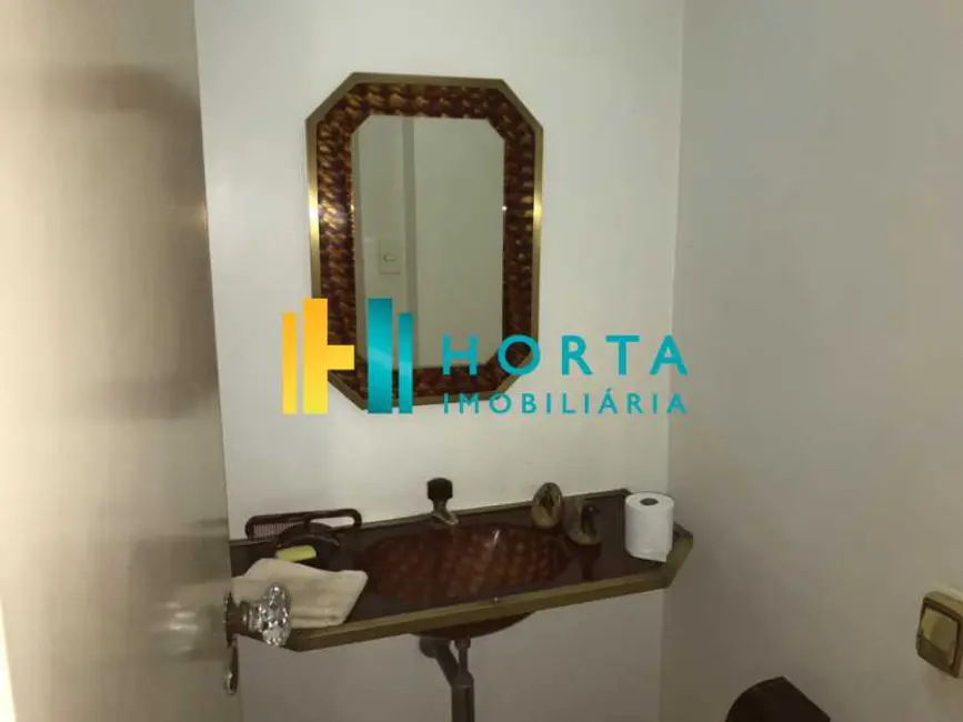 Apartamento com 4 quartos à venda, 260m2 em Rio De Janeiro - RJ - imagem 6 Foto 6 de Apartamento com 4 quartos à venda, 260m2 em Rio De Janeiro - RJ