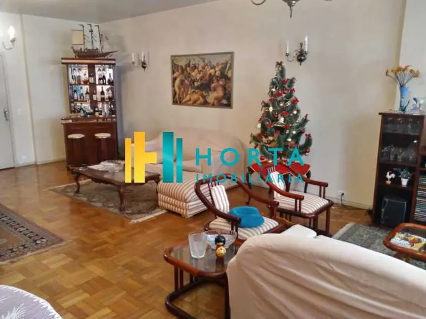 Apartamento com 4 quartos à venda, 210m2 em Rio De Janeiro - RJ - imagem 1 Foto 1 de Apartamento com 4 quartos à venda, 210m2 em Rio De Janeiro - RJ