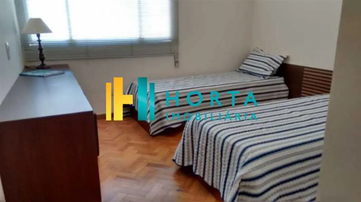 Apartamento com 4 quartos à venda, 290m2 em Rio De Janeiro - RJ - imagem 9 Foto 9 de Apartamento com 4 quartos à venda, 290m2 em Rio De Janeiro - RJ