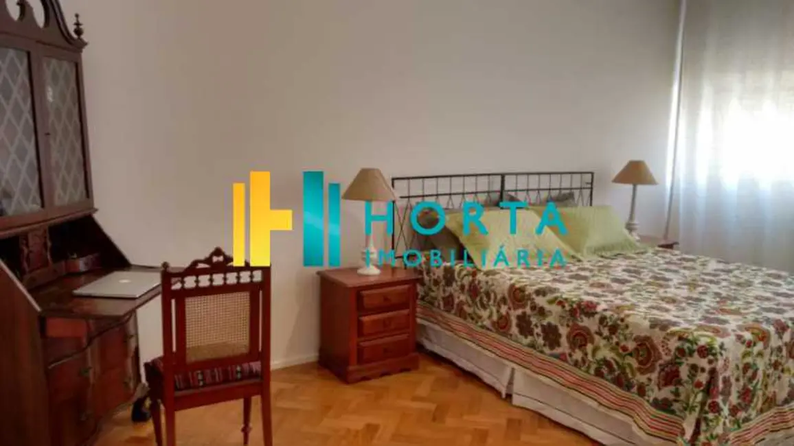 Apartamento com 4 quartos à venda, 290m2 em Rio De Janeiro - RJ - imagem 5 Foto 5 de Apartamento com 4 quartos à venda, 290m2 em Rio De Janeiro - RJ
