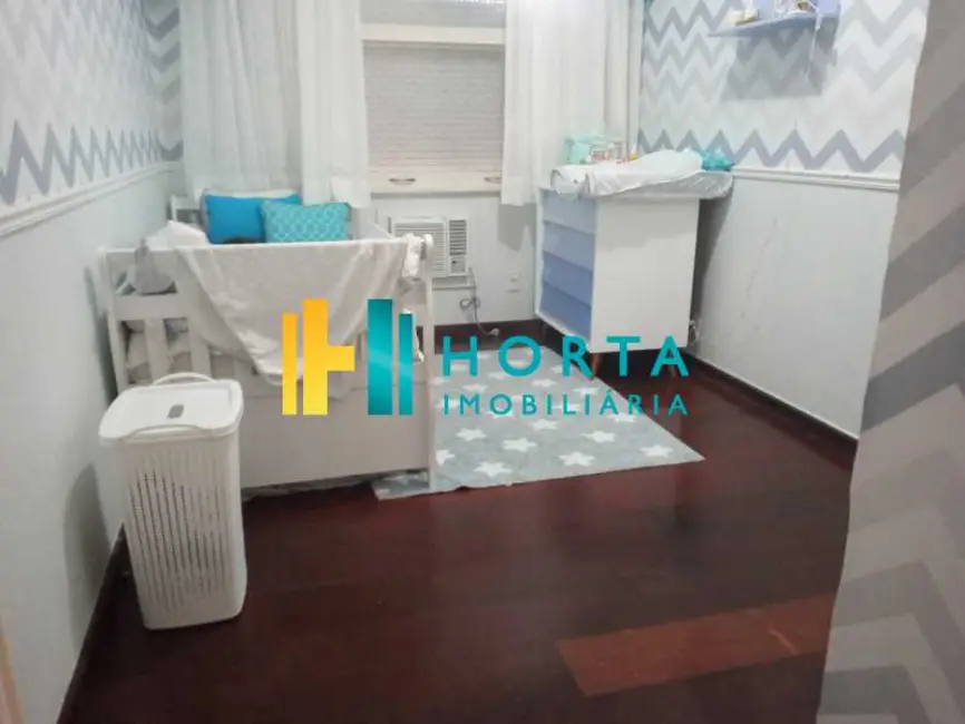 Foto 9 de Apartamento com 4 quartos à venda, 166m2 em Rio De Janeiro - RJ