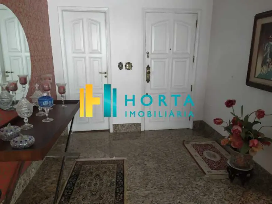 Foto 4 de Apartamento com 4 quartos à venda, 280m2 em Rio De Janeiro - RJ