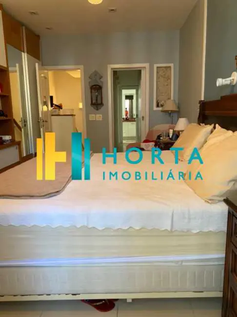 Foto 6 de Apartamento com 4 quartos à venda, 235m2 em Rio De Janeiro - RJ