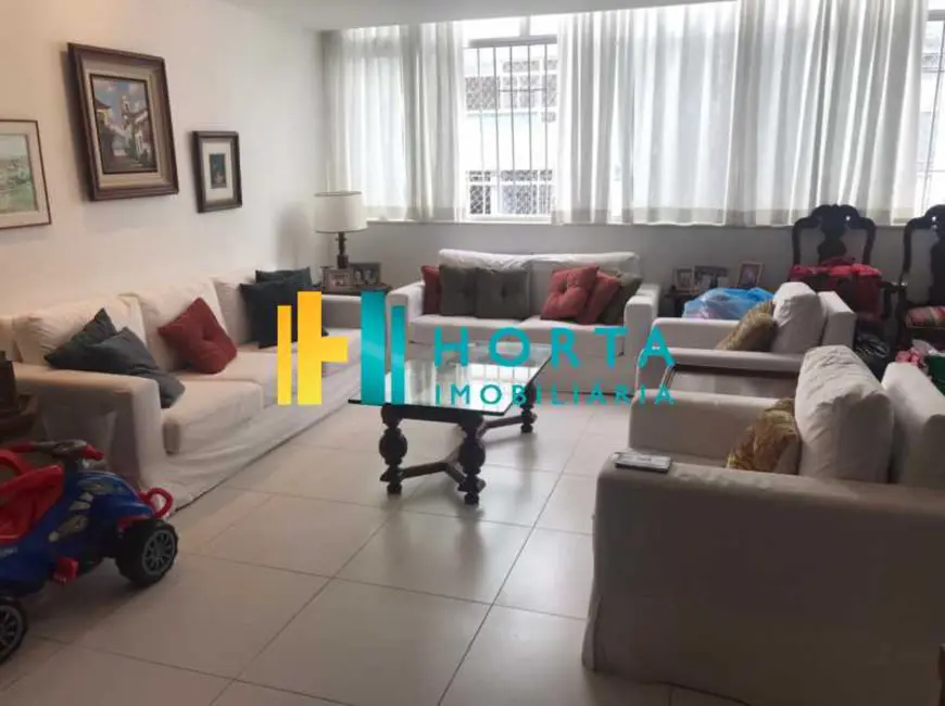Foto 1 de Apartamento com 4 quartos à venda, 235m2 em Rio De Janeiro - RJ