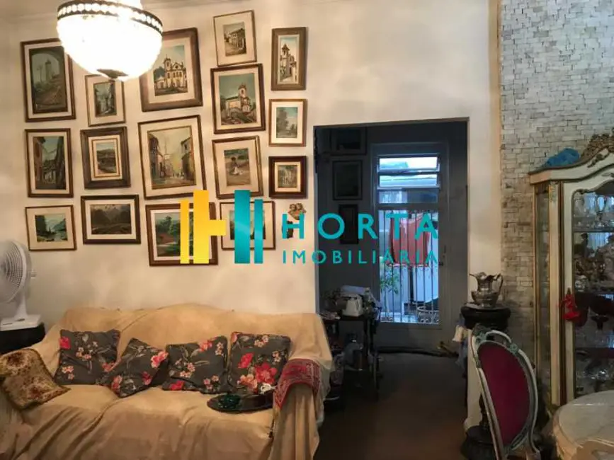 Casa de Condomínio com 3 quartos à venda, 180m2 em Rio De Janeiro - RJ - imagem 3 Foto 3 de Casa de Condomínio com 3 quartos à venda, 180m2 em Rio De Janeiro - RJ