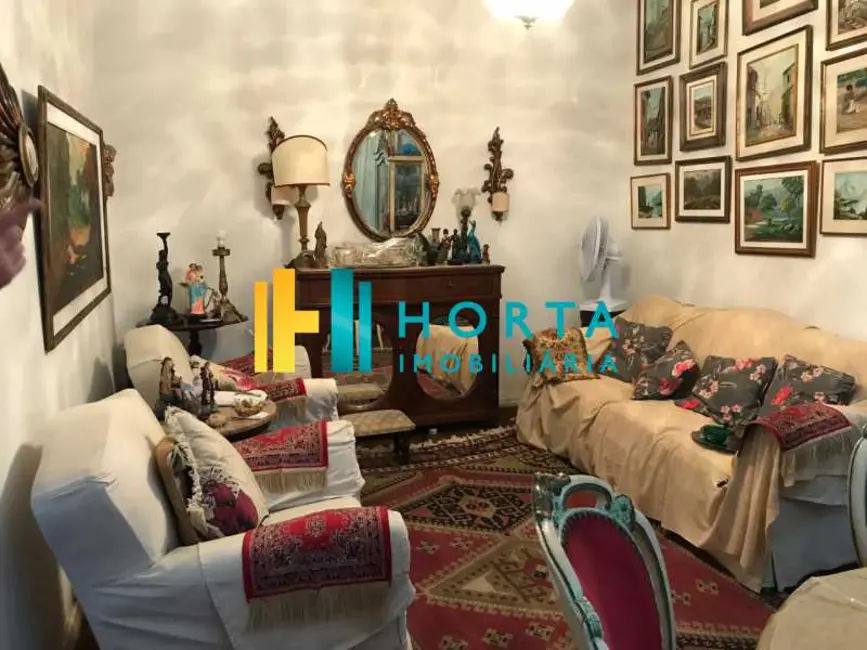 Casa de Condomínio com 3 quartos à venda, 180m2 em Rio De Janeiro - RJ - imagem 4 Foto 4 de Casa de Condomínio com 3 quartos à venda, 180m2 em Rio De Janeiro - RJ