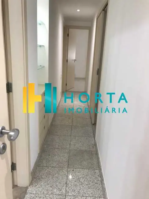 Foto 8 de Cobertura com 2 quartos à venda, 210m2 em Rio De Janeiro - RJ