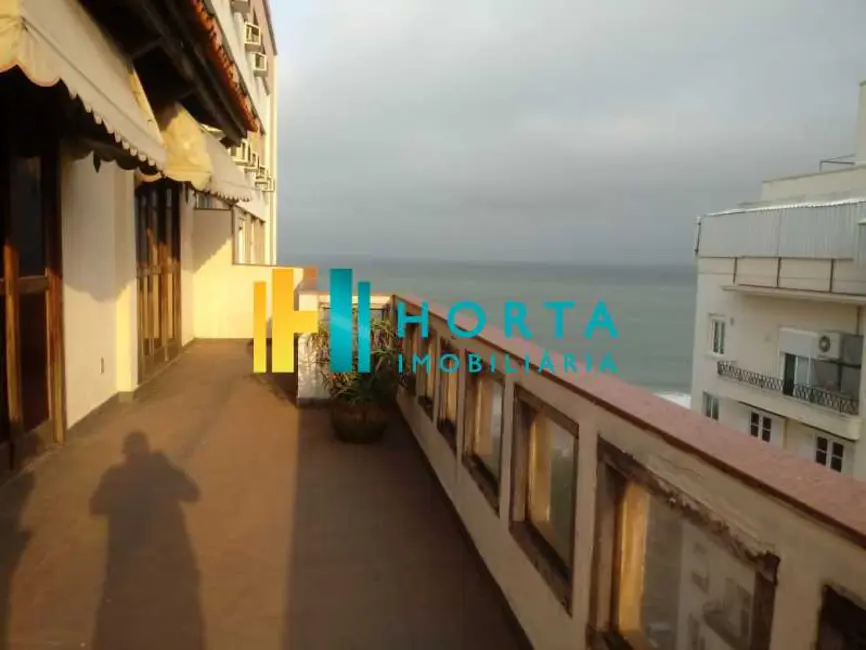 Cobertura com 3 quartos à venda, 220m2 em Rio De Janeiro - RJ - imagem 4 Foto 4 de Cobertura com 3 quartos à venda, 220m2 em Rio De Janeiro - RJ