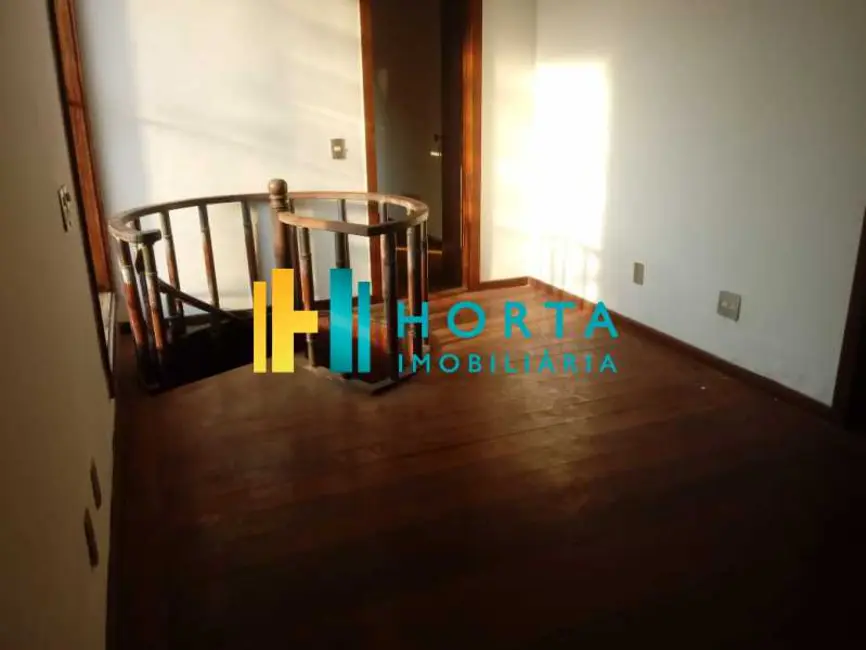 Cobertura com 3 quartos à venda, 220m2 em Rio De Janeiro - RJ - imagem 9 Foto 9 de Cobertura com 3 quartos à venda, 220m2 em Rio De Janeiro - RJ