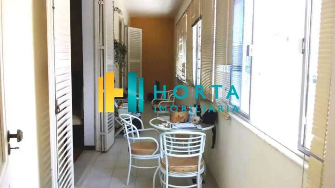 Foto 4 de Cobertura com 3 quartos à venda, 180m2 em Rio De Janeiro - RJ