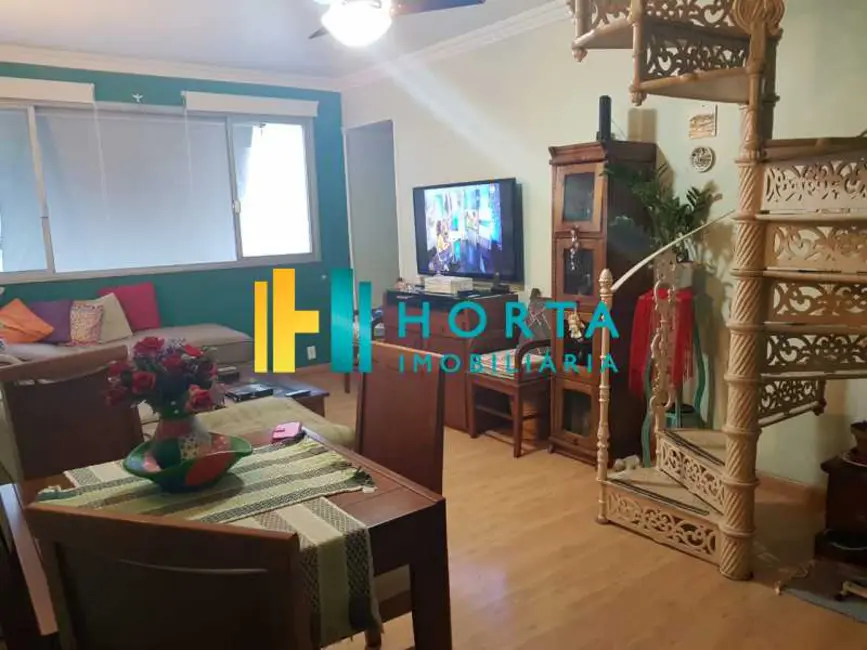 Foto 2 de Cobertura com 3 quartos à venda, 230m2 em Rio De Janeiro - RJ