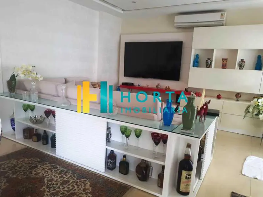 Foto 4 de Cobertura com 3 quartos à venda, 320m2 em Rio De Janeiro - RJ