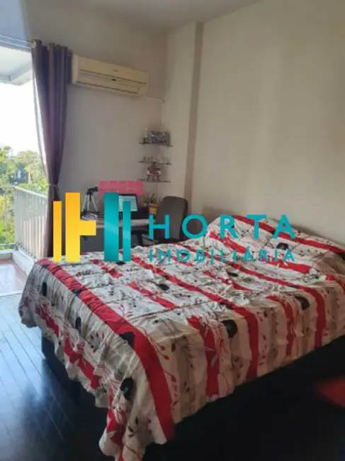 Cobertura com 3 quartos à venda, 150m2 em Rio De Janeiro - RJ - imagem 4 Foto 4 de Cobertura com 3 quartos à venda, 150m2 em Rio De Janeiro - RJ