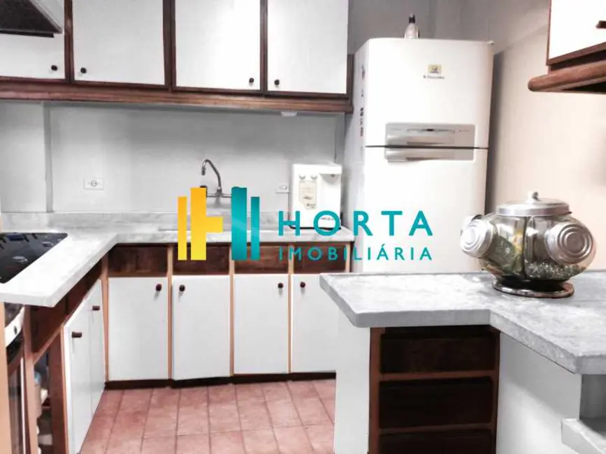 Cobertura com 4 quartos à venda, 210m2 em Rio De Janeiro - RJ - imagem 5 Foto 5 de Cobertura com 4 quartos à venda, 210m2 em Rio De Janeiro - RJ