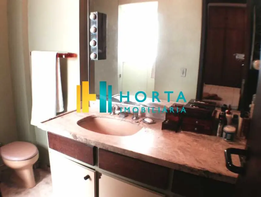 Cobertura com 4 quartos à venda, 210m2 em Rio De Janeiro - RJ - imagem 7 Foto 7 de Cobertura com 4 quartos à venda, 210m2 em Rio De Janeiro - RJ