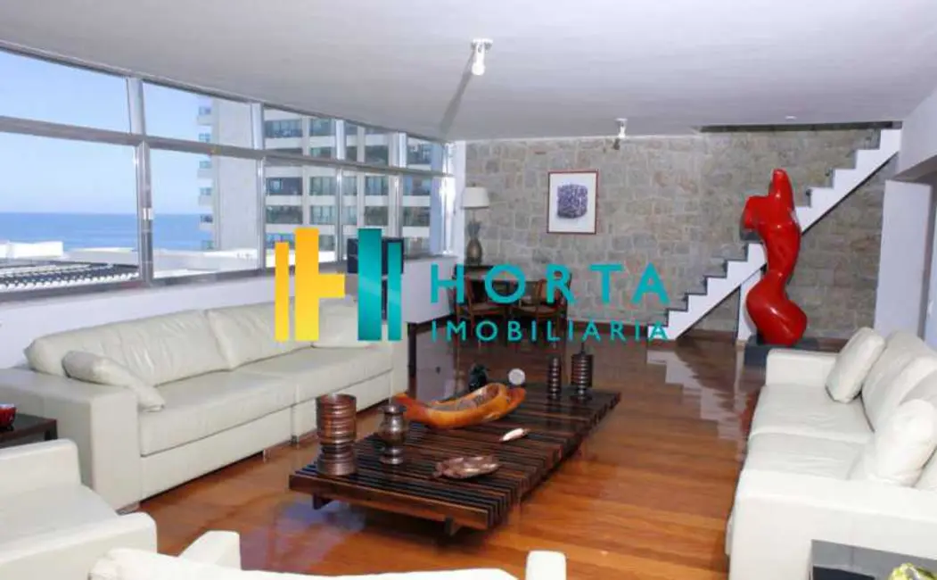 Foto 3 de Cobertura com 4 quartos à venda, 550m2 em Rio De Janeiro - RJ