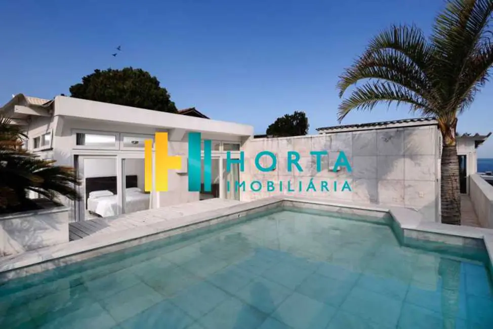 Foto 1 de Cobertura com 4 quartos à venda, 550m2 em Rio De Janeiro - RJ