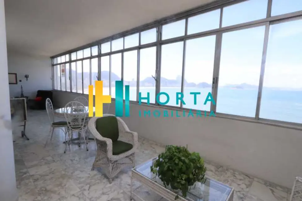 Cobertura com 4 quartos à venda, 430m2 em Rio De Janeiro - RJ - imagem 8 Foto 8 de Cobertura com 4 quartos à venda, 430m2 em Rio De Janeiro - RJ