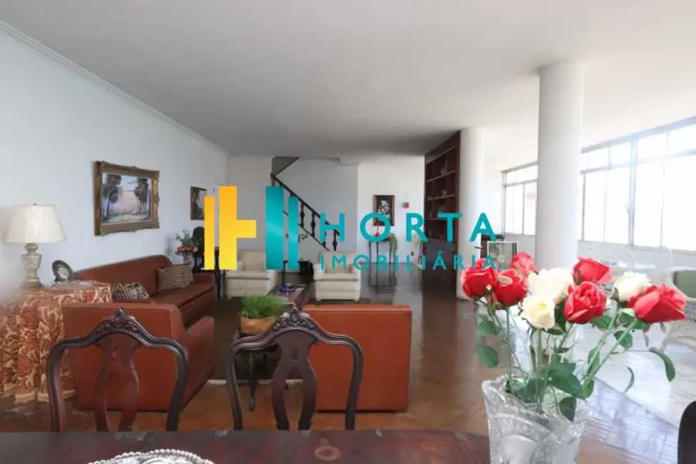 Cobertura com 4 quartos à venda, 430m2 em Rio De Janeiro - RJ - imagem 7 Foto 7 de Cobertura com 4 quartos à venda, 430m2 em Rio De Janeiro - RJ