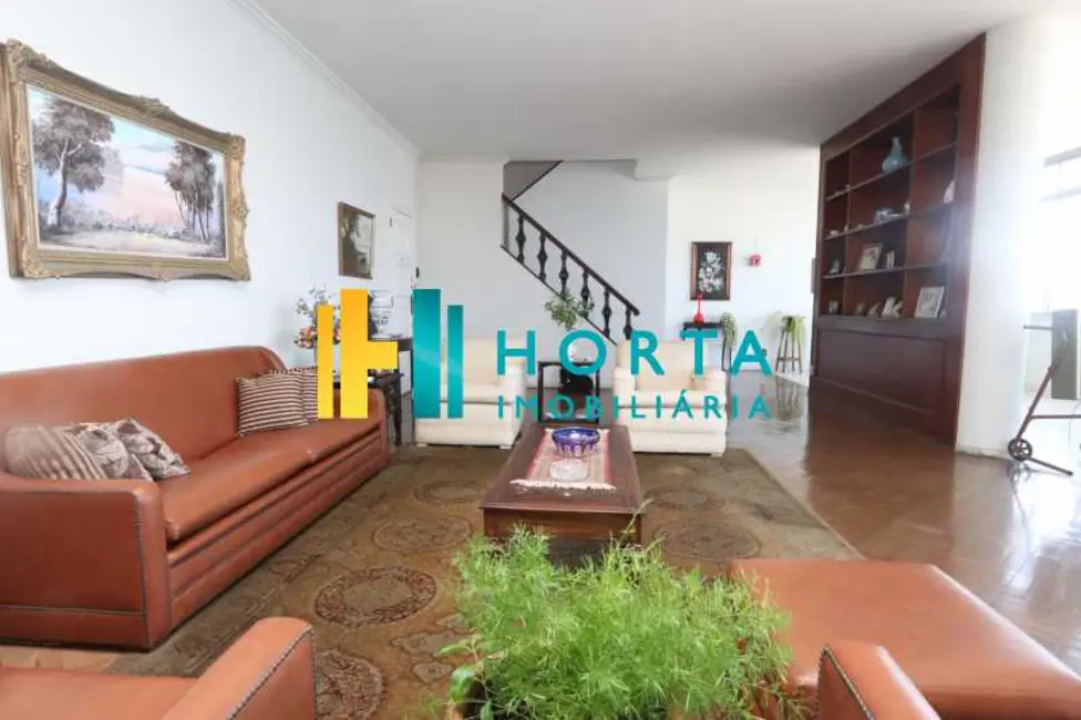 Cobertura com 4 quartos à venda, 430m2 em Rio De Janeiro - RJ - imagem 9 Foto 9 de Cobertura com 4 quartos à venda, 430m2 em Rio De Janeiro - RJ