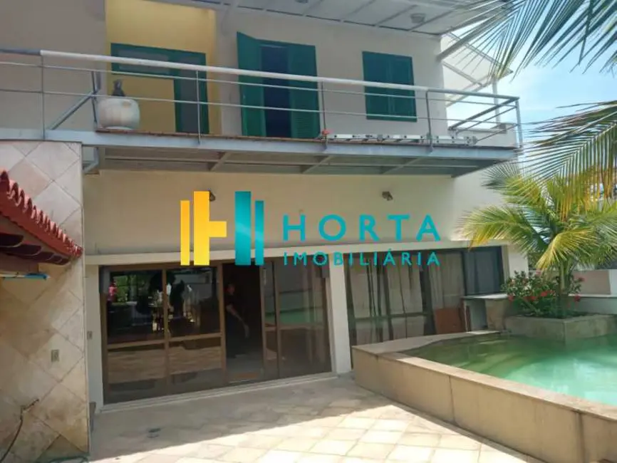 Cobertura com 4 quartos à venda, 320m2 em Rio De Janeiro - RJ - imagem 1 Foto 1 de Cobertura com 4 quartos à venda, 320m2 em Rio De Janeiro - RJ