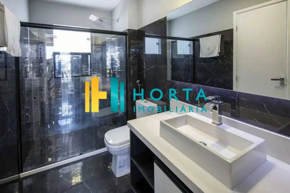 Foto 8 de Cobertura com 6 quartos à venda, 360m2 em Rio De Janeiro - RJ