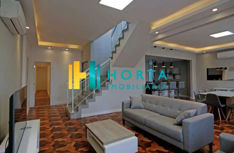 Foto 2 de Cobertura com 6 quartos à venda, 360m2 em Rio De Janeiro - RJ