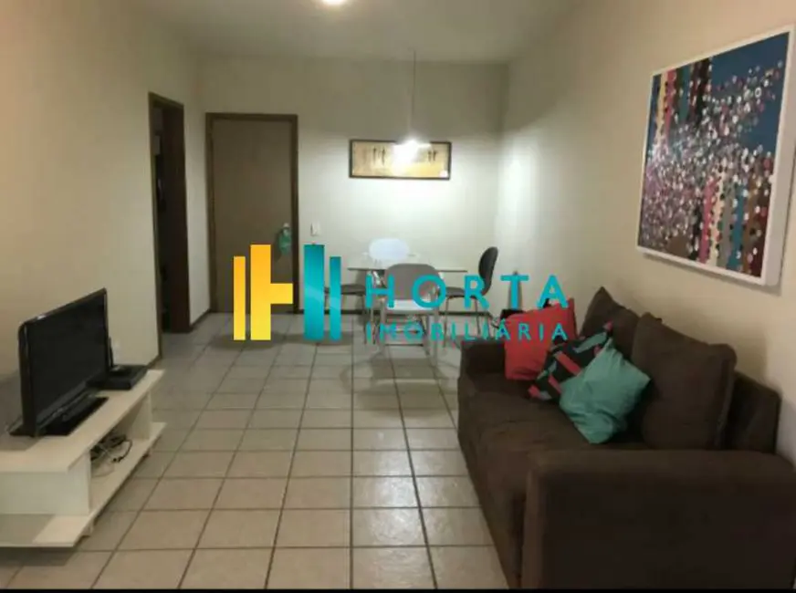 Loft / Flat com 1 quarto à venda, 50m2 em Rio De Janeiro - RJ - imagem 2 Foto 2 de Loft / Flat com 1 quarto à venda, 50m2 em Rio De Janeiro - RJ