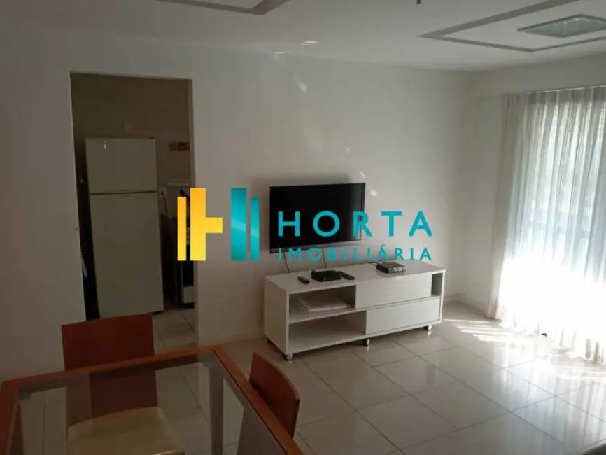 Loft / Flat com 1 quarto à venda, 50m2 em Rio De Janeiro - RJ - imagem 5 Foto 5 de Loft / Flat com 1 quarto à venda, 50m2 em Rio De Janeiro - RJ