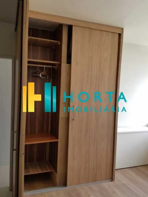 Loft / Flat com 2 quartos à venda, 50m2 em Rio De Janeiro - RJ - imagem 7 Foto 7 de Loft / Flat com 2 quartos à venda, 50m2 em Rio De Janeiro - RJ