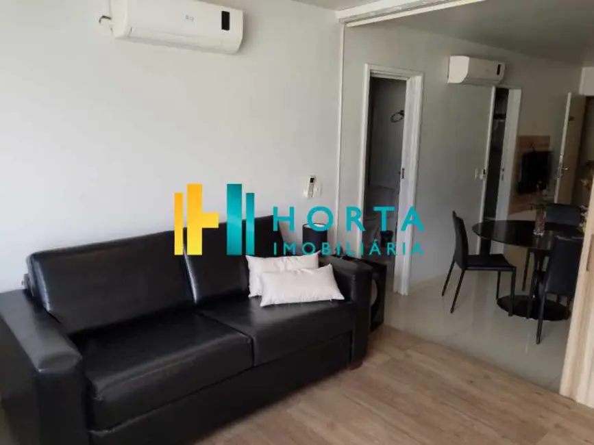 Loft / Flat com 2 quartos à venda, 50m2 em Rio De Janeiro - RJ - imagem 3 Foto 3 de Loft / Flat com 2 quartos à venda, 50m2 em Rio De Janeiro - RJ