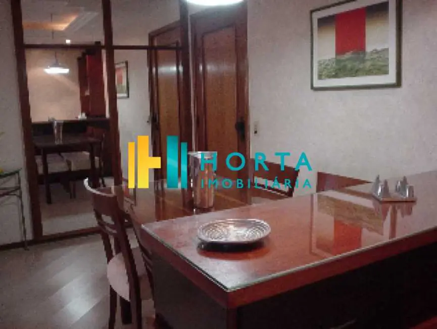 Foto 2 de Loft / Flat com 2 quartos à venda, 60m2 em Rio De Janeiro - RJ