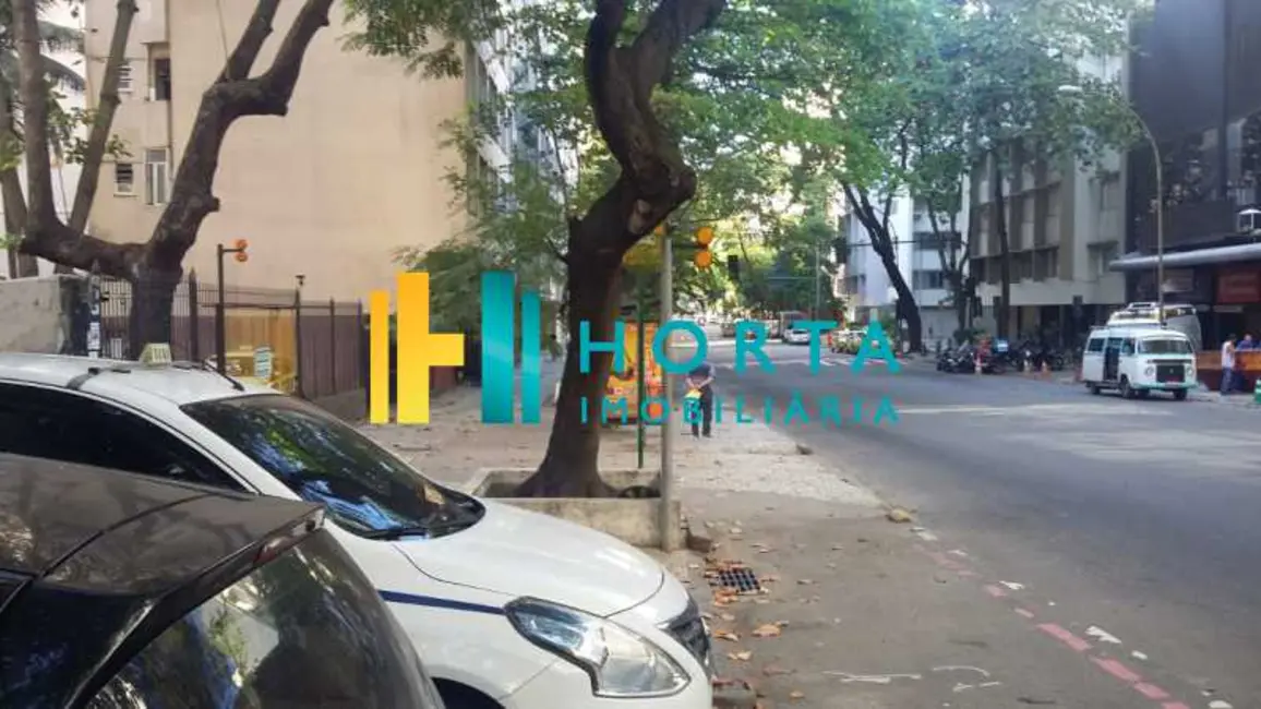 Foto 1 de Loja à venda, 300m2 em Rio De Janeiro - RJ