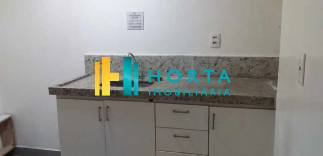 Loja à venda, 125m2 em Rio De Janeiro - RJ - imagem 8 Foto 8 de Loja à venda, 125m2 em Rio De Janeiro - RJ