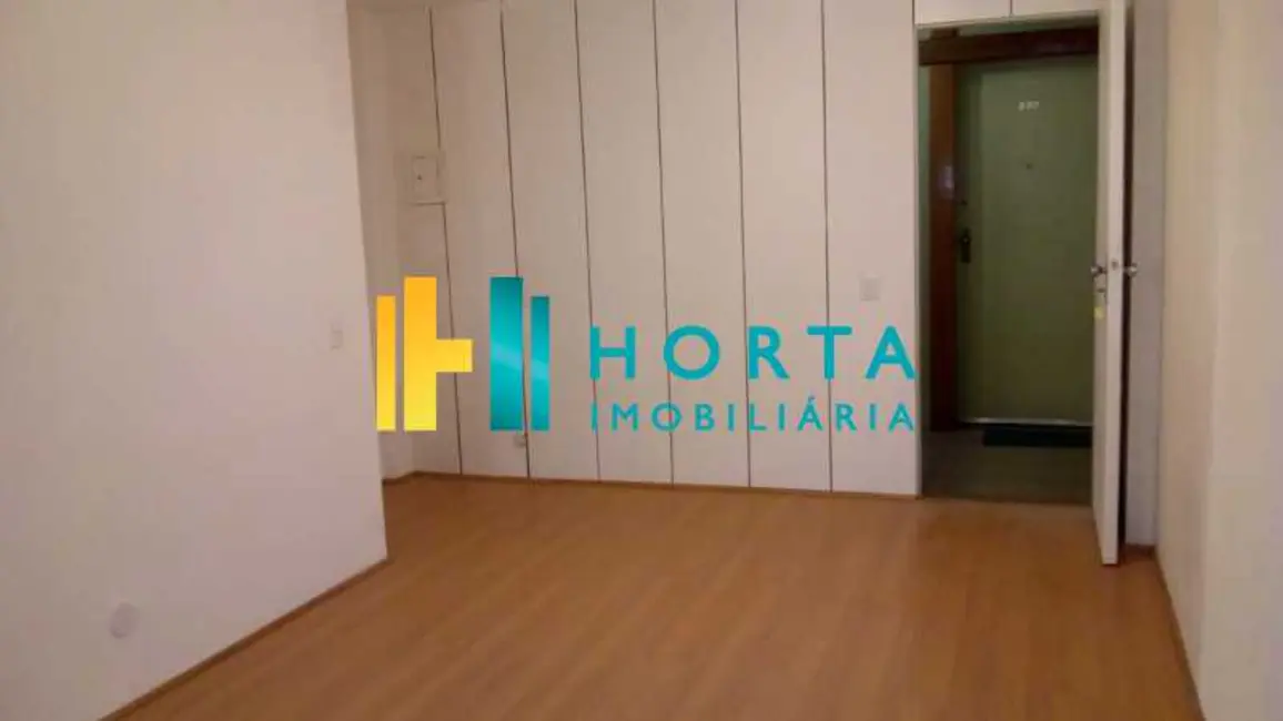 Sala Comercial à venda, 28m2 em Rio De Janeiro - RJ - imagem 5 Foto 5 de Sala Comercial à venda, 28m2 em Rio De Janeiro - RJ