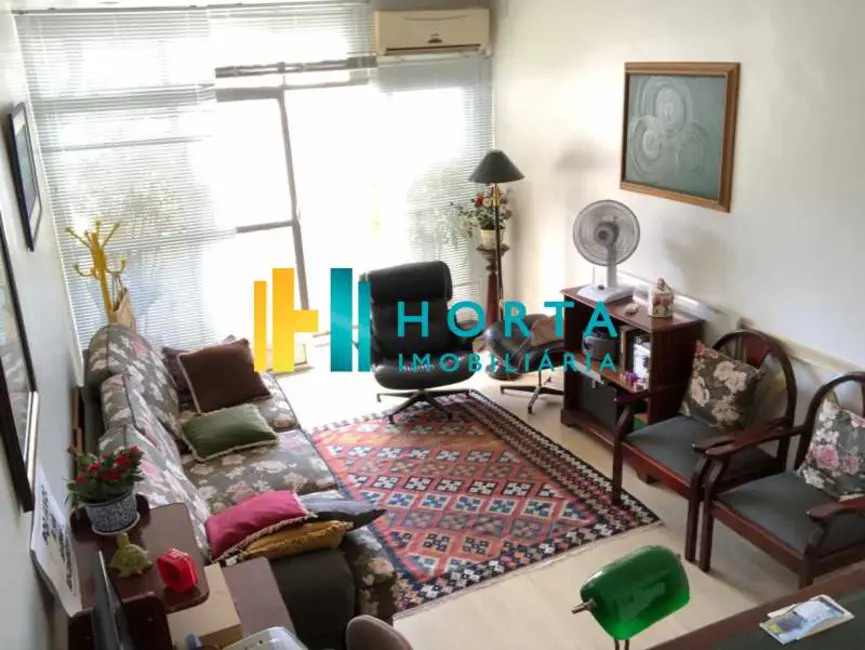 Foto 3 de Sala Comercial à venda, 32m2 em Rio De Janeiro - RJ