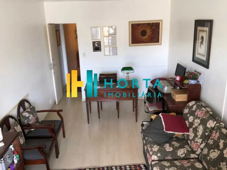 Foto 2 de Sala Comercial à venda, 32m2 em Rio De Janeiro - RJ