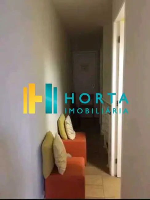 Sala Comercial à venda, 50m2 em Rio De Janeiro - RJ - imagem 4 Foto 4 de Sala Comercial à venda, 50m2 em Rio De Janeiro - RJ