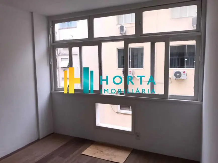 Sala Comercial à venda e para alugar, 36m2 em Rio De Janeiro - RJ - imagem 8 Foto 8 de Sala Comercial à venda e para alugar, 36m2 em Rio De Janeiro - RJ