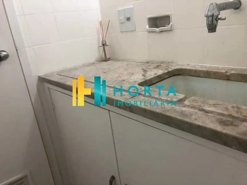 Foto 8 de Sala Comercial à venda, 30m2 em Rio De Janeiro - RJ