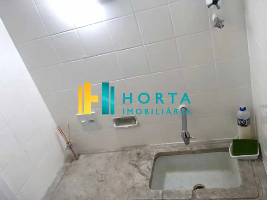 Foto 9 de Sala Comercial à venda, 30m2 em Rio De Janeiro - RJ